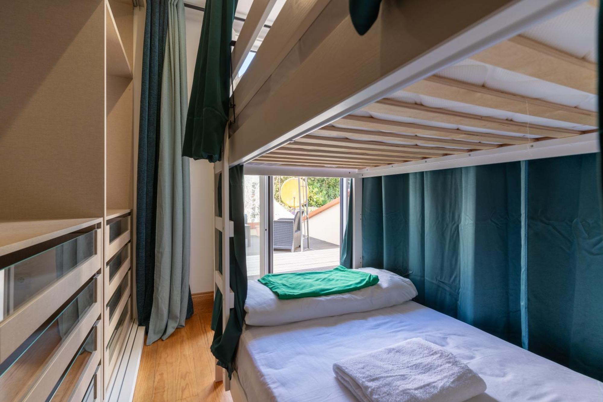 Cozy Nest Hostel Porto Dış mekan fotoğraf
