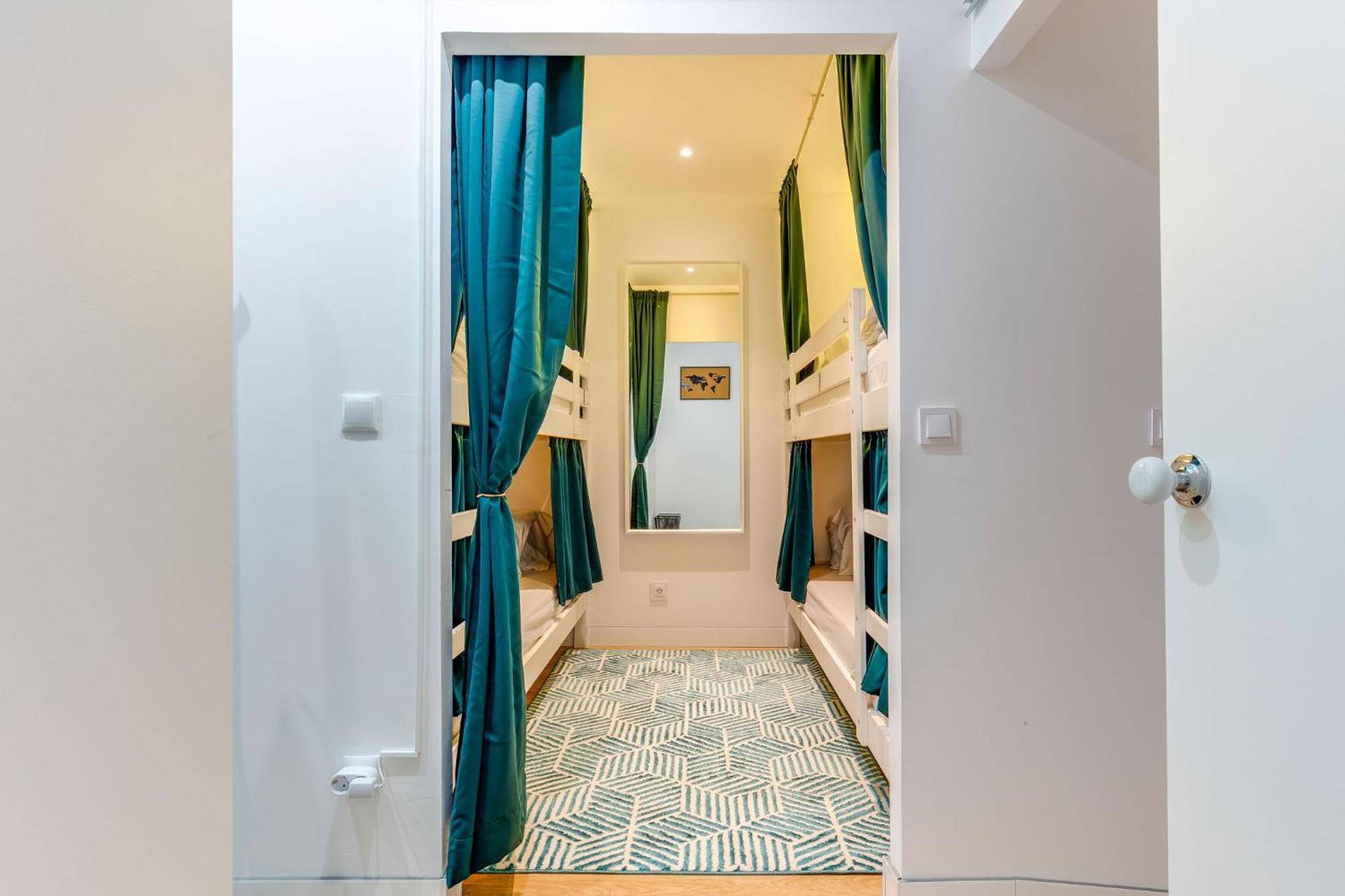 Cozy Nest Hostel Porto Dış mekan fotoğraf