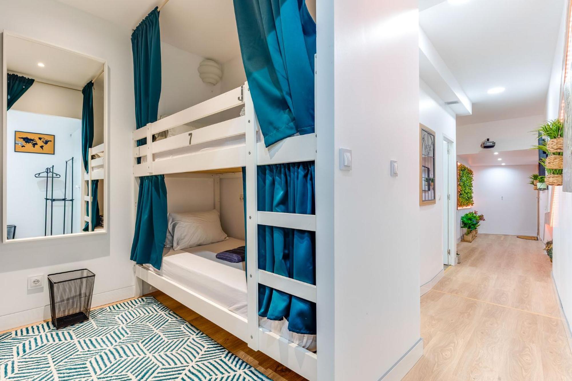 Cozy Nest Hostel Porto Dış mekan fotoğraf